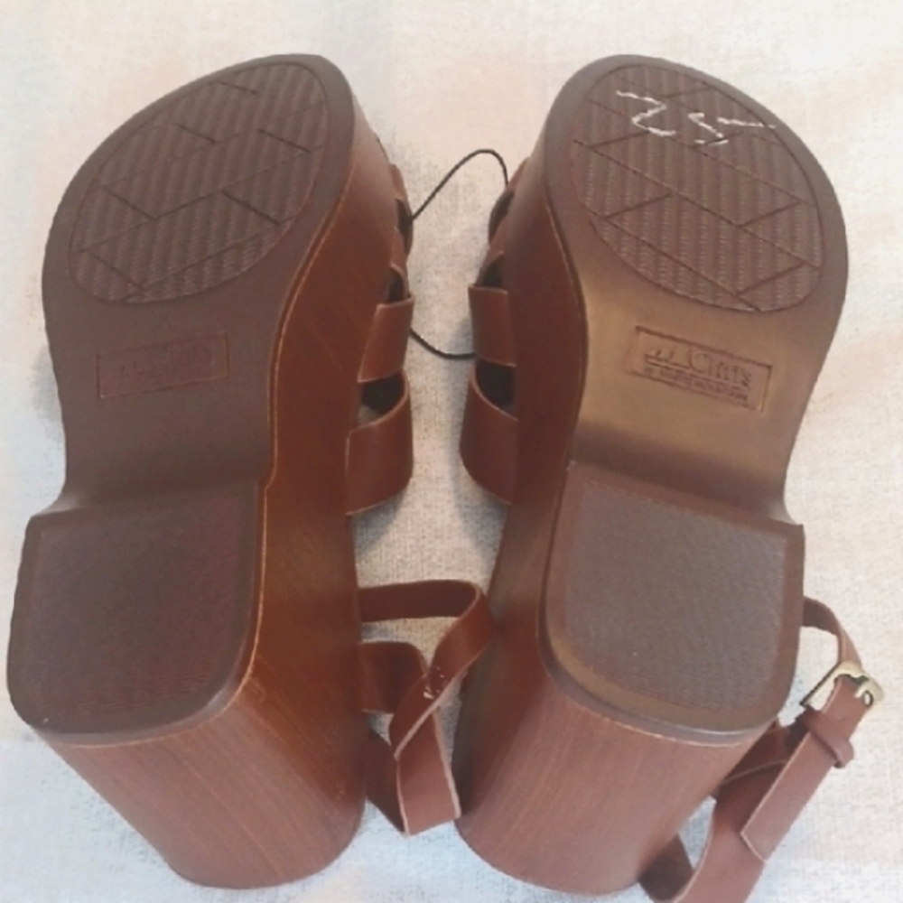 Cliffs by WHITE MOUNTAIN Brown Casual Sandals - Picture 5 of 6